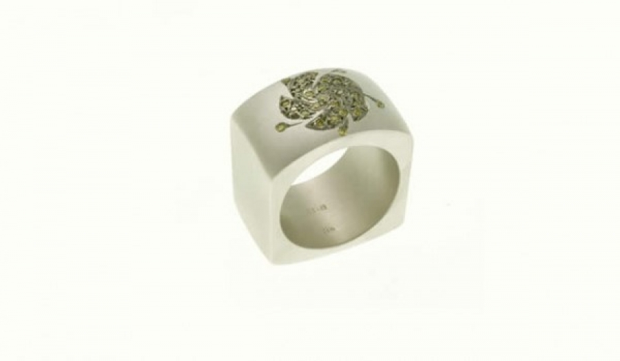MALE FLOWER (SILVER-YELLOW DIAMONDS)
